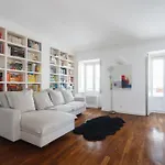 게스트하우스 Baixa Chiado Luxury Bedrooms *