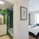 Baixa Chiado Luxury Bedrooms 게스트하우스