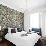 Baixa Chiado Luxury Bedrooms *