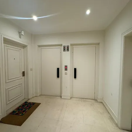 Baixa Chiado Luxury Bedrooms Gasthof Lissabon