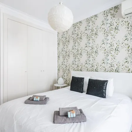 Baixa Chiado Luxury Bedrooms * Lissabon