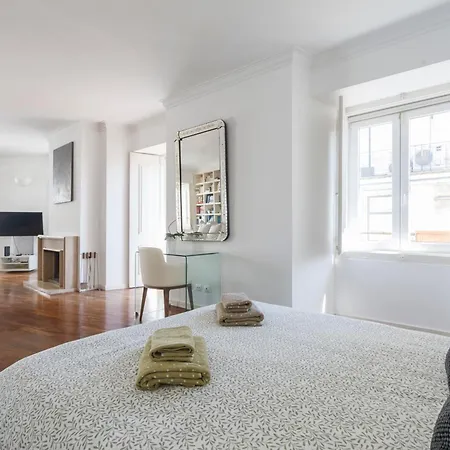 Baixa Chiado Luxury Bedrooms Konukevi