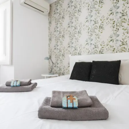 Baixa Chiado Luxury Bedrooms 招待所 Lisboa