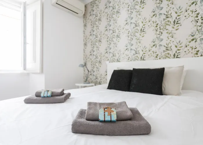 Baixa Chiado Luxury Bedrooms 招待所 Lisboa